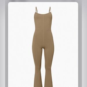 Aritzia Wilfred Divinity Flare Jumpsuit in Rustical Brown Size XS